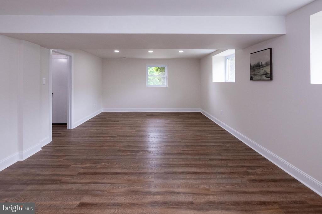 413 ELLIS ROAD