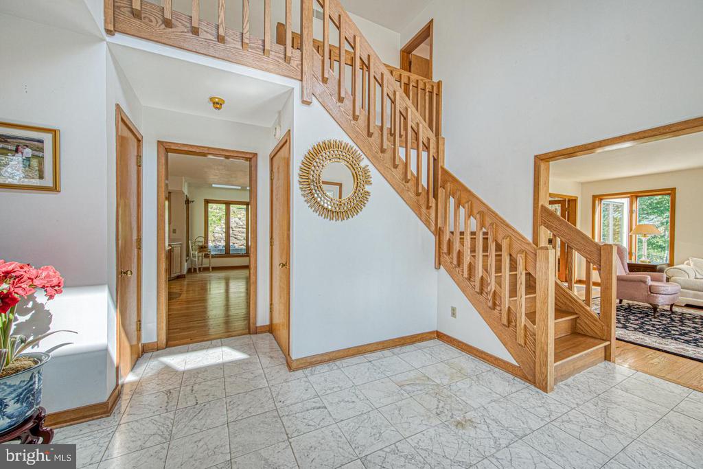 635 N HEILBRON DRIVE
