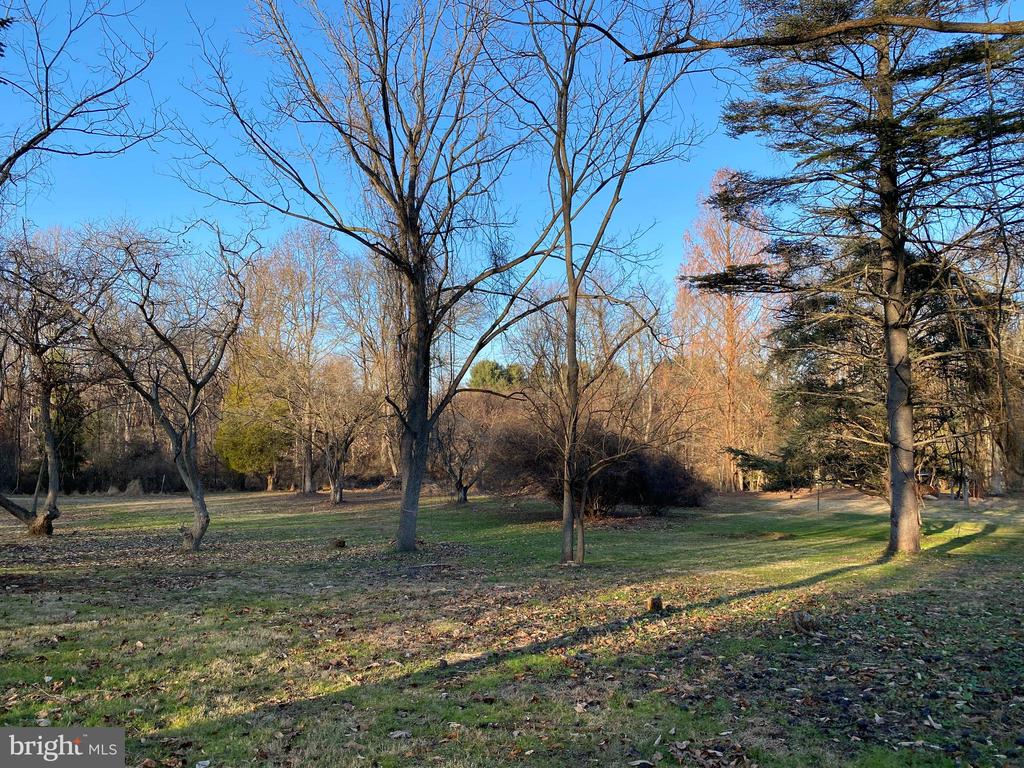 257 GLEN MILLS ROAD D