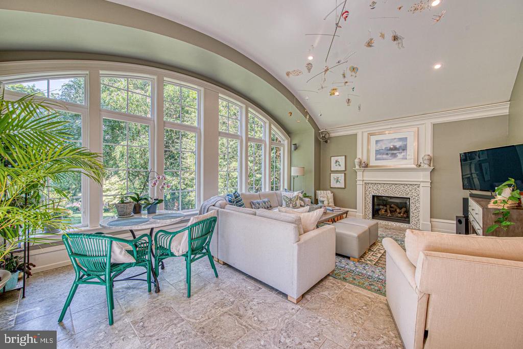 230 S RIDLEY CREEK ROAD