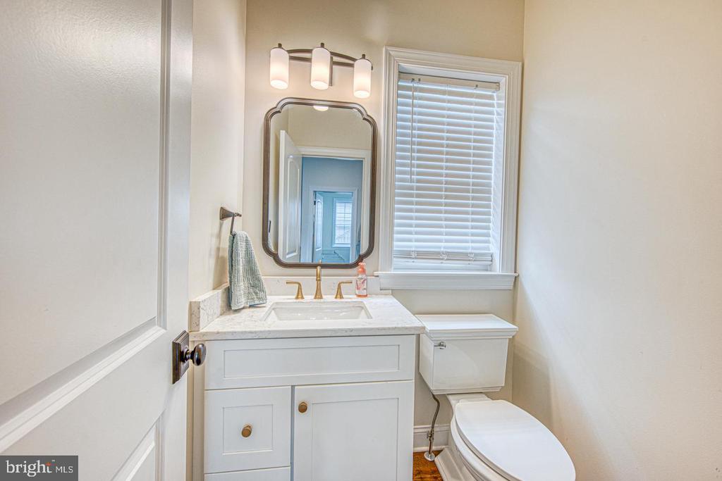 917 S. PROVIDENCE ROAD Unit: LOT 3