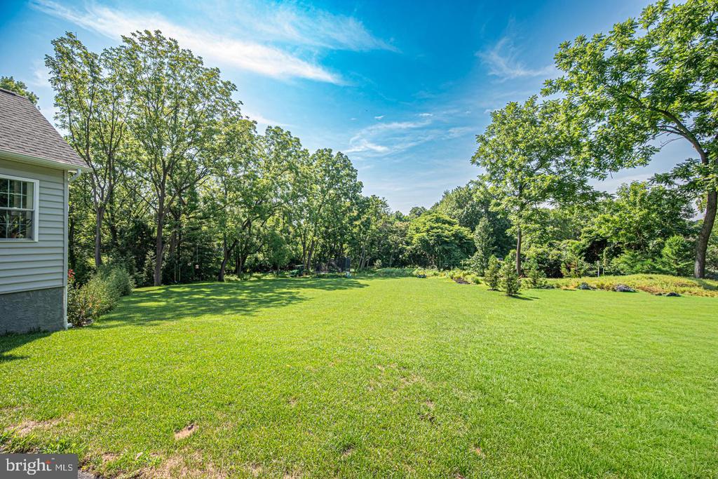 542 SMITHBRIDGE ROAD