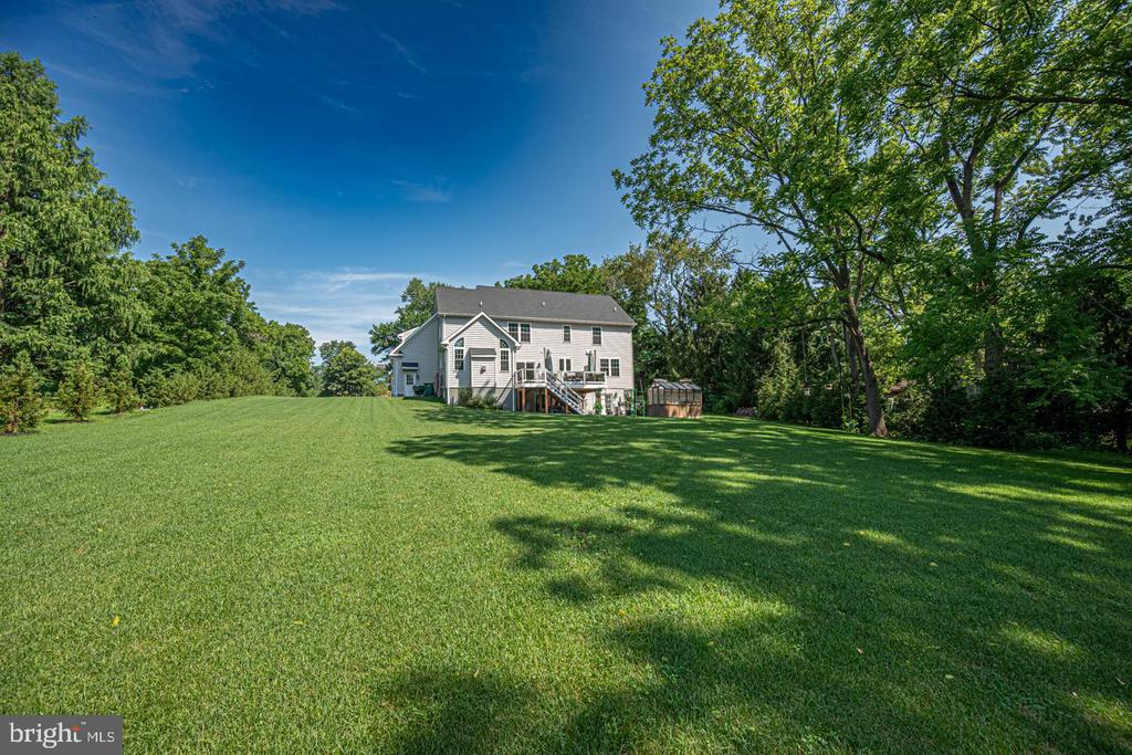 542 SMITHBRIDGE ROAD