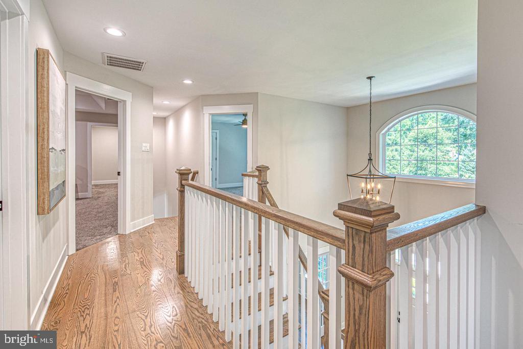 542 SMITHBRIDGE ROAD