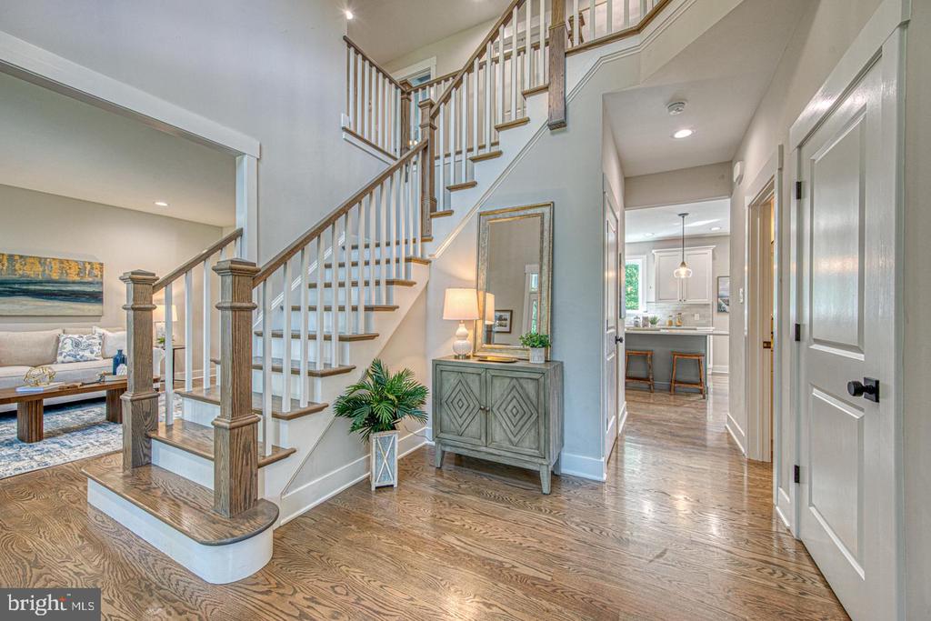542 SMITHBRIDGE ROAD