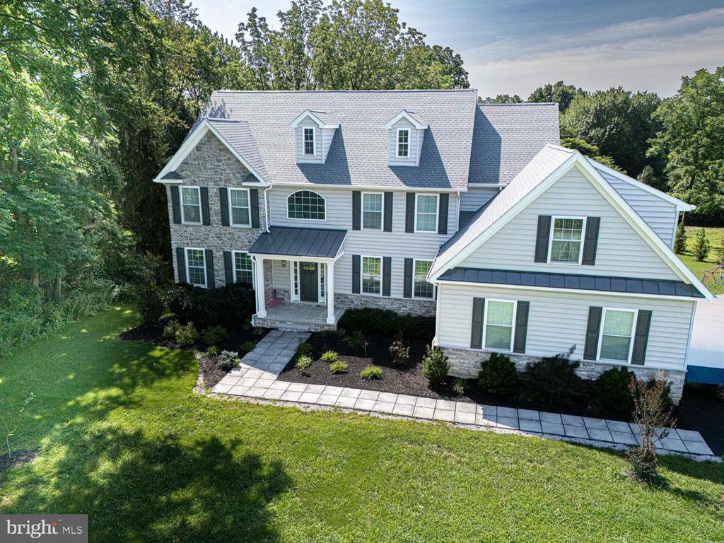 542 SMITHBRIDGE ROAD