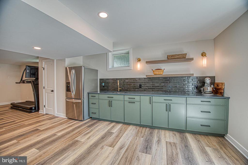 542 SMITHBRIDGE ROAD
