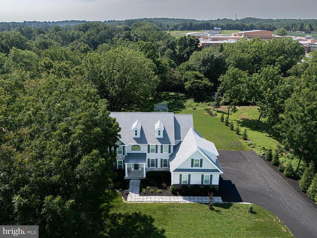 542 SMITHBRIDGE ROAD