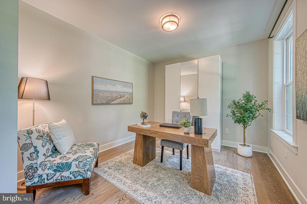 542 SMITHBRIDGE ROAD