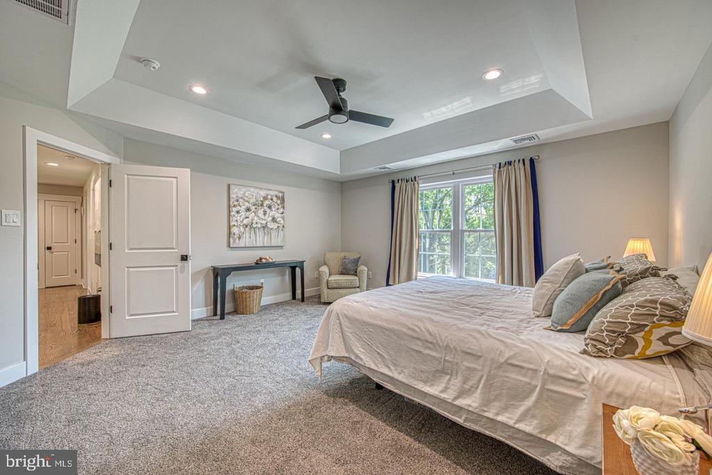 542 SMITHBRIDGE ROAD