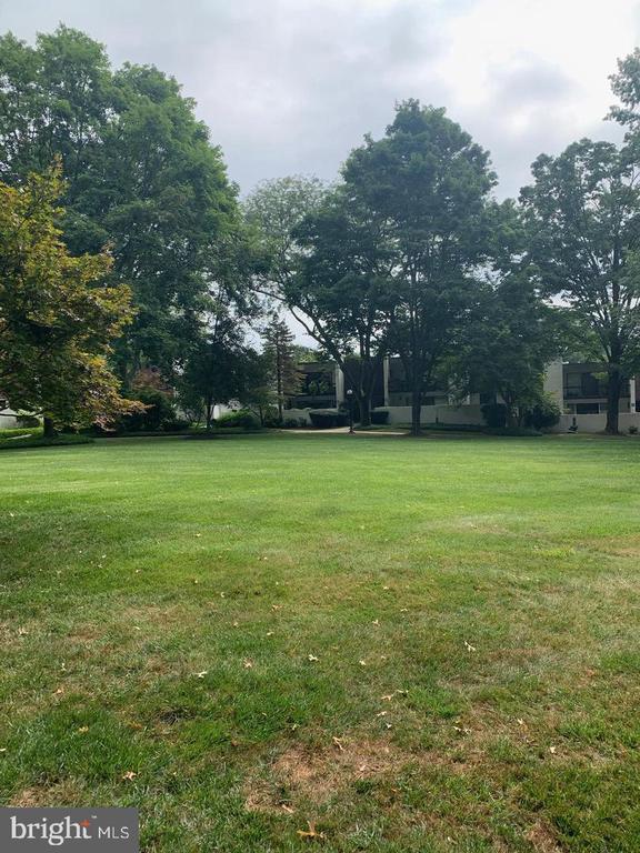 20 DOUGHERTY BOULEVARD Unit: M5