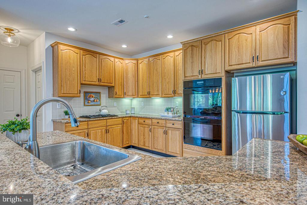 5 HEATHER WAY