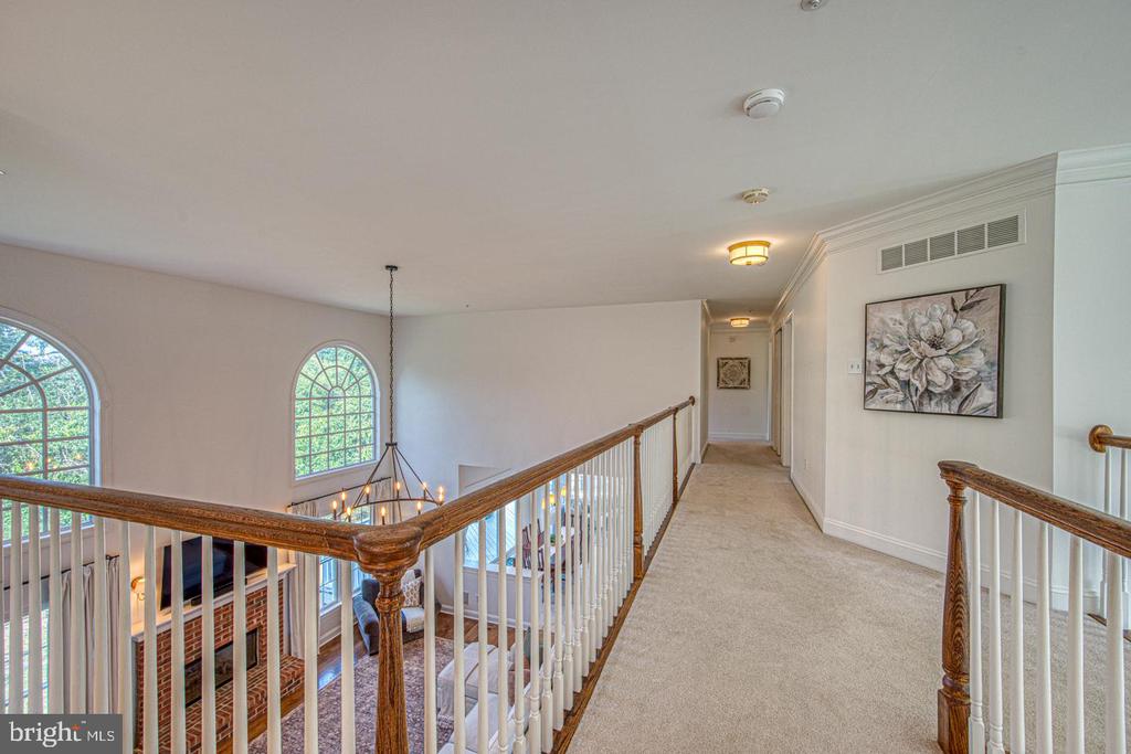 5 HEATHER WAY