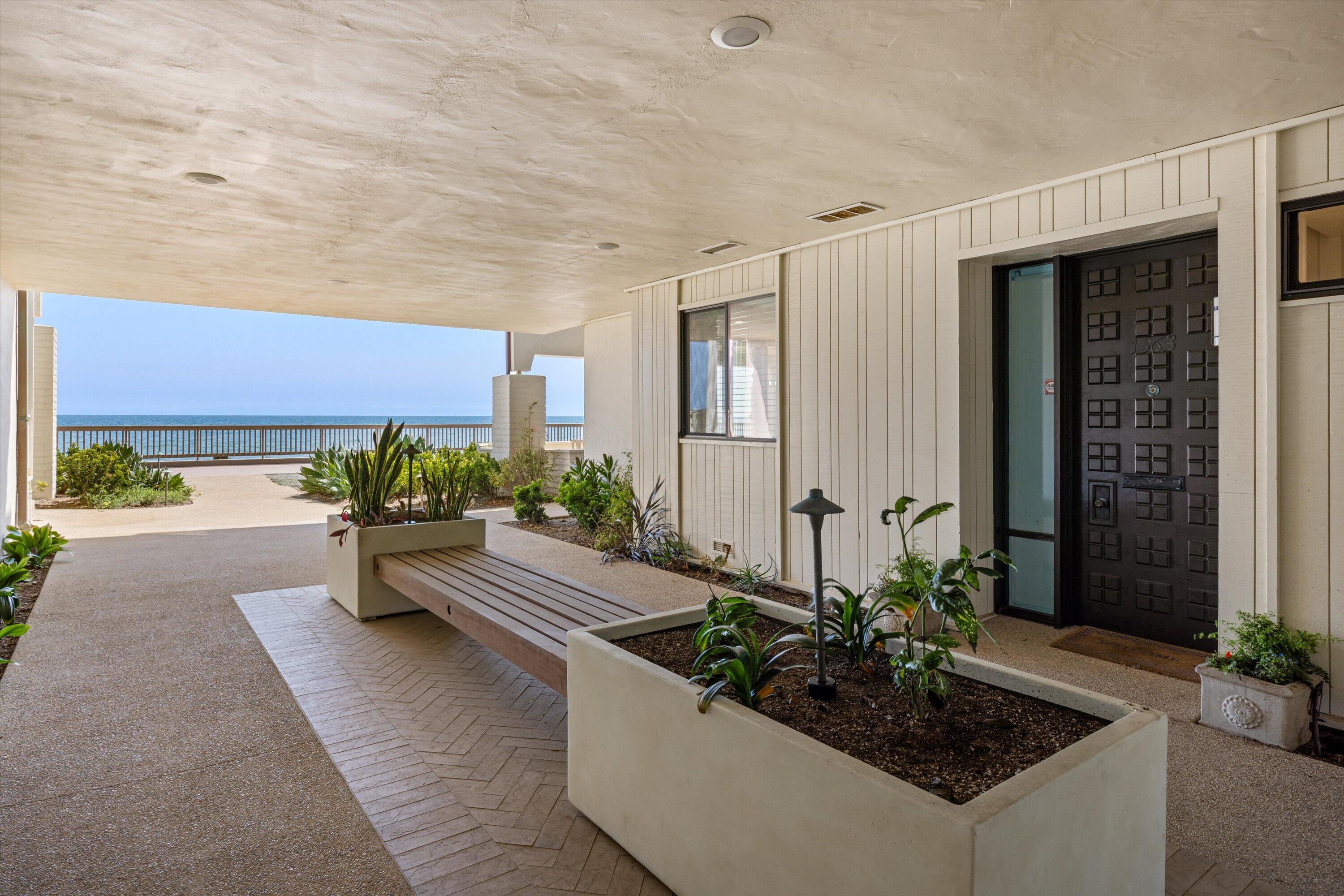 1363 Plaza Pacifica
