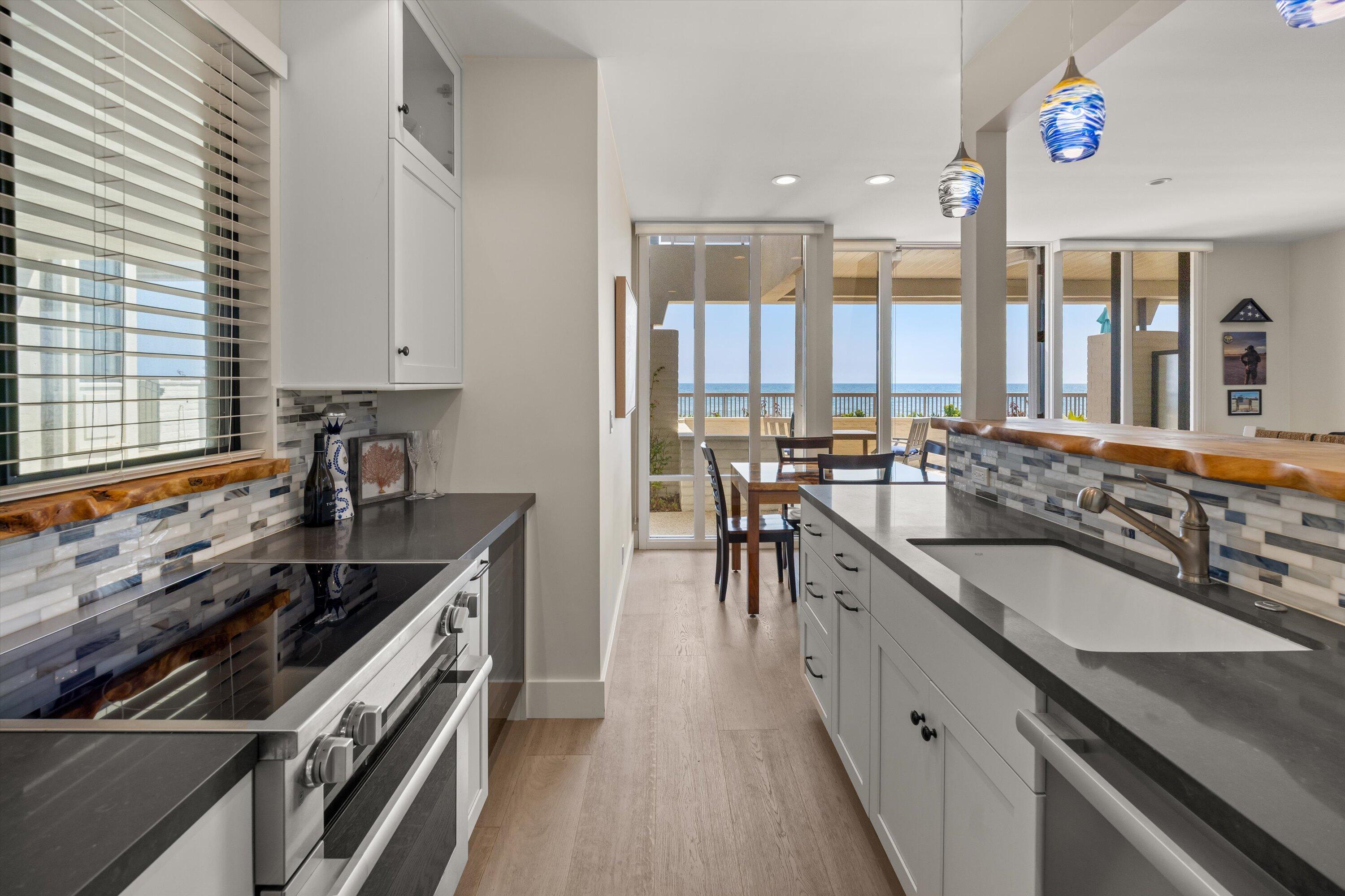 1363 Plaza Pacifica