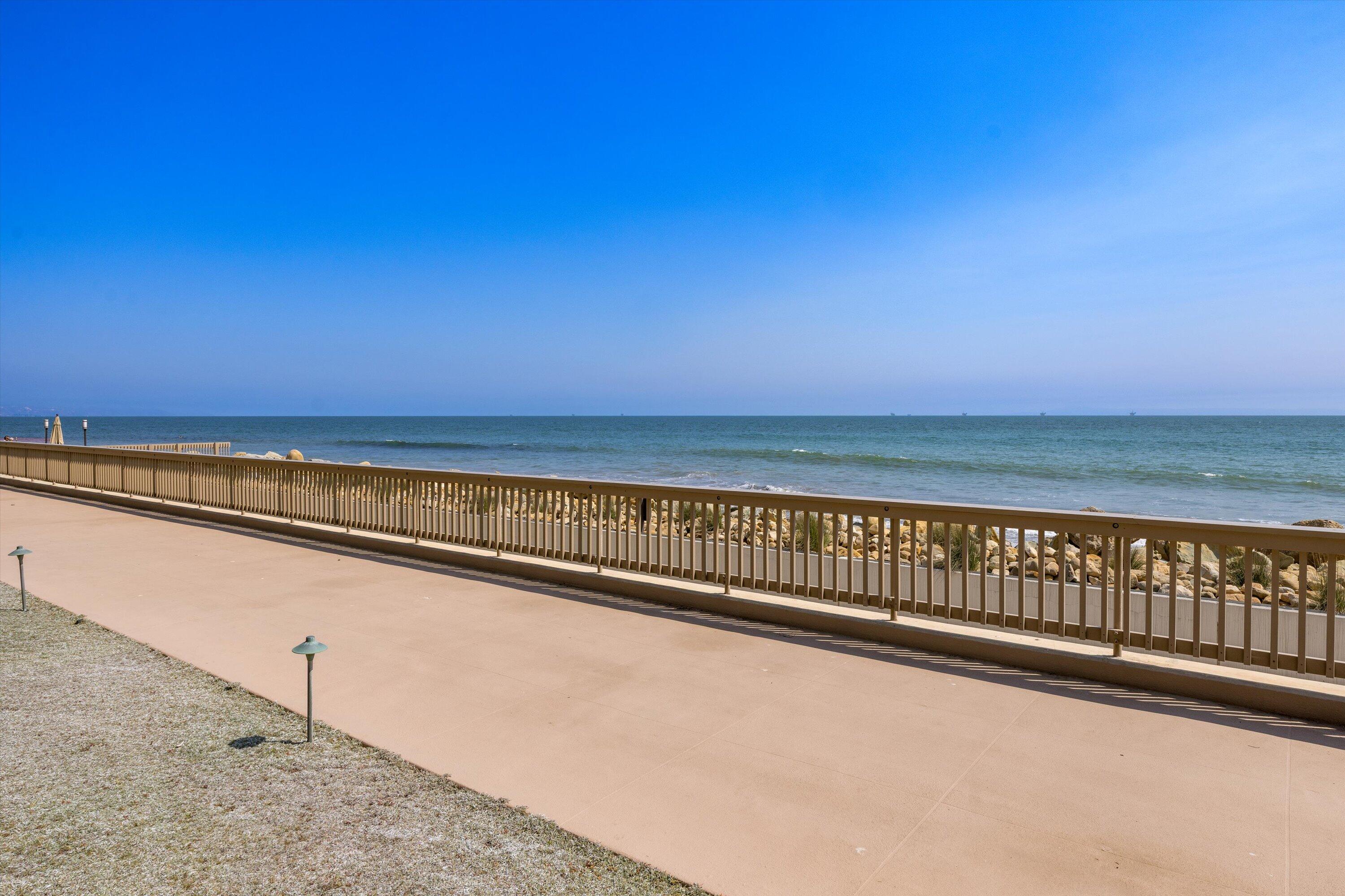 1363 Plaza Pacifica
