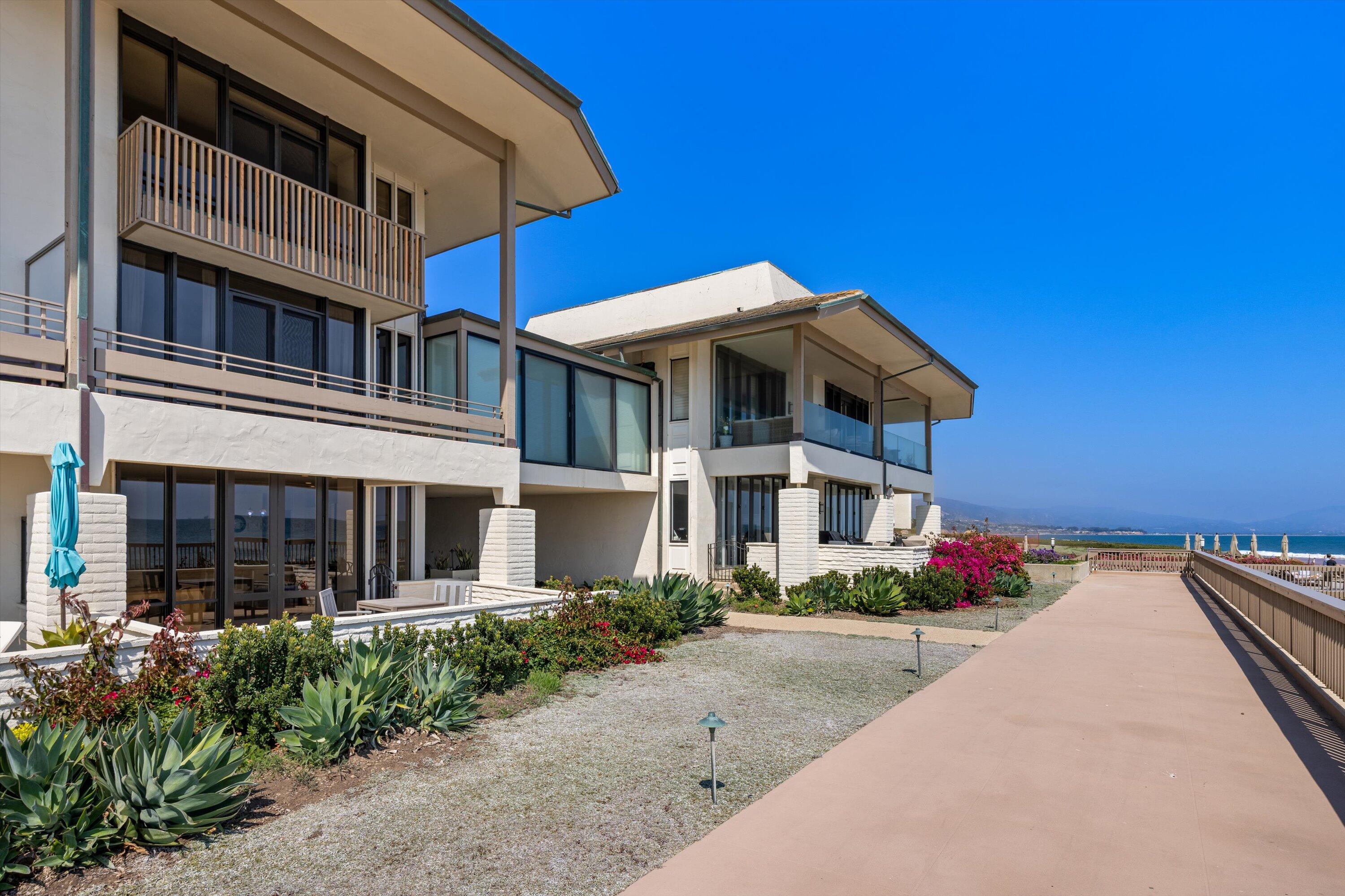 1363 Plaza Pacifica