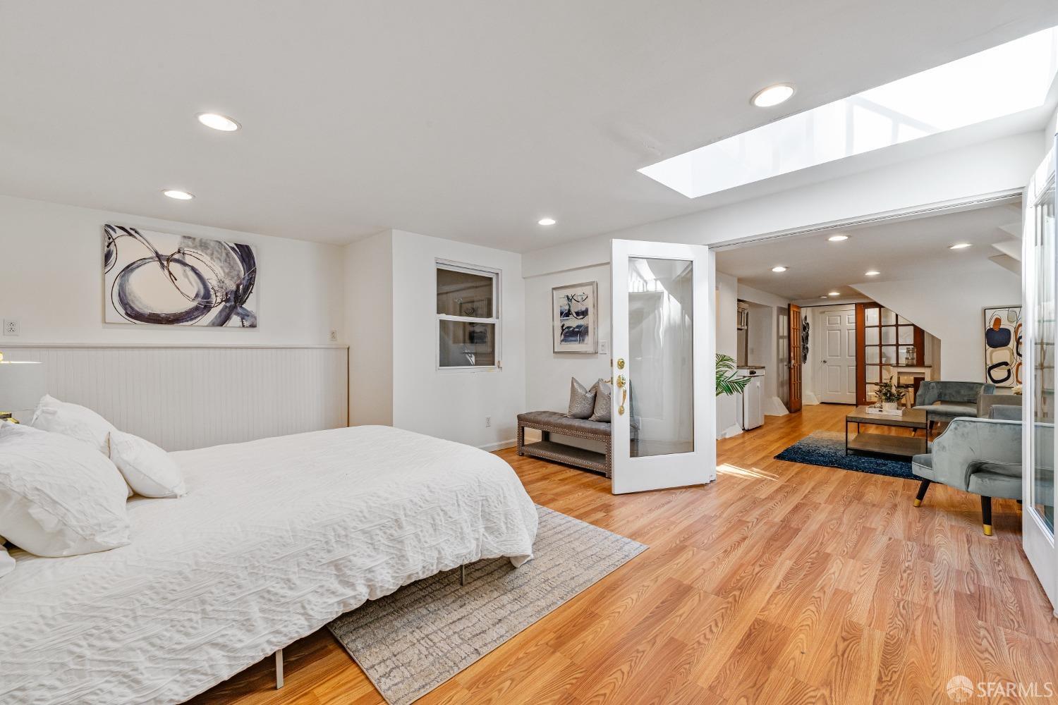 953 Dwight Street