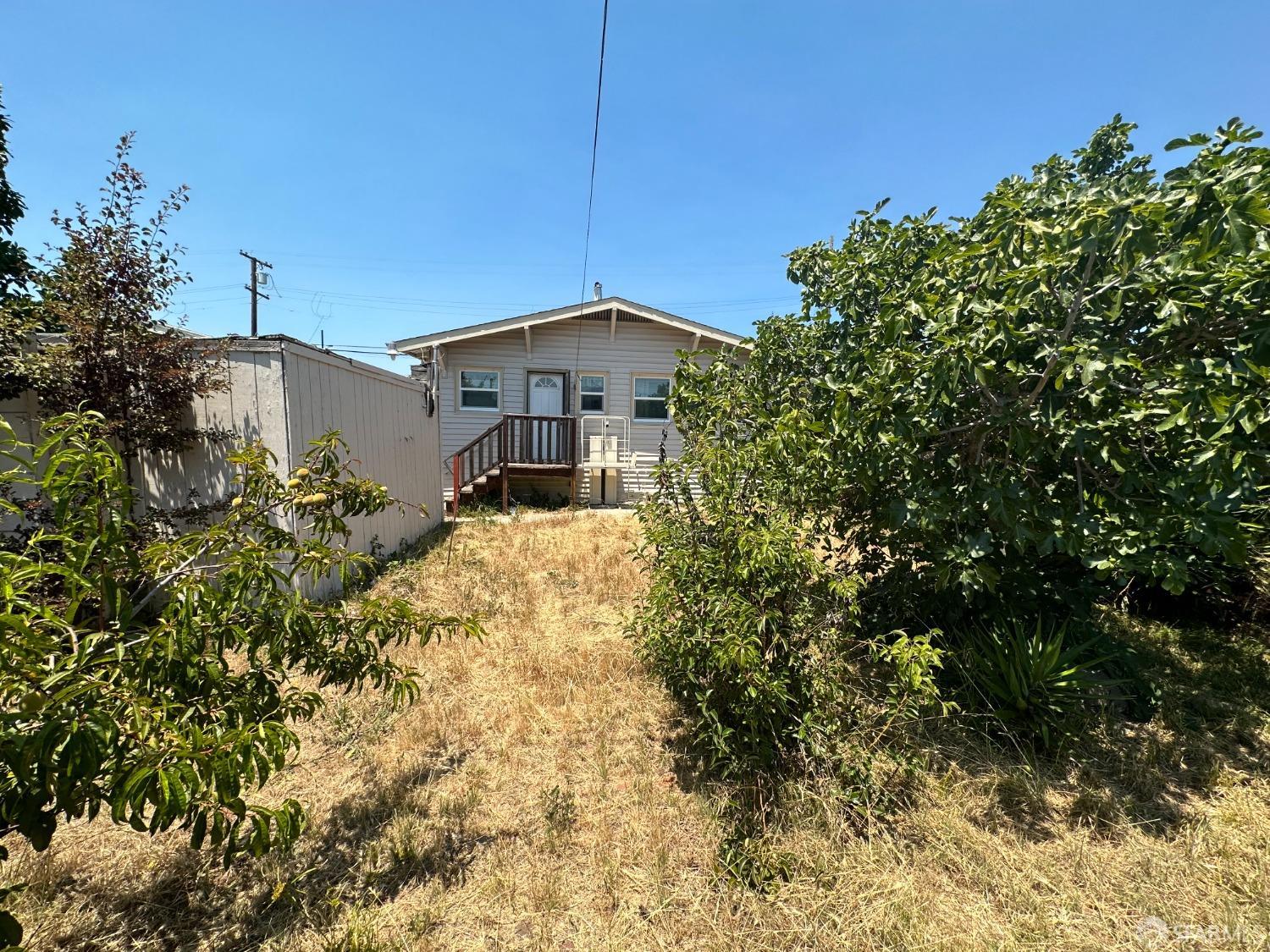 2906 Seminary Avenue