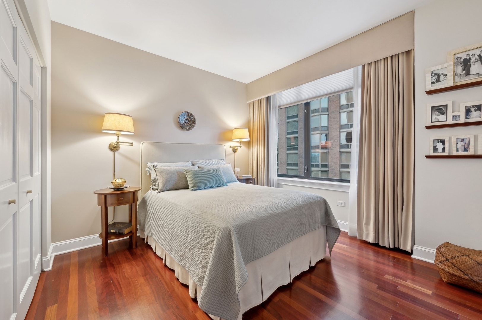 1122 N Dearborn Street Unit: 16H