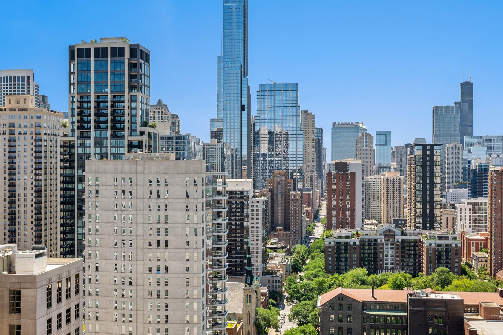 1122 N Dearborn Street Unit: 16H