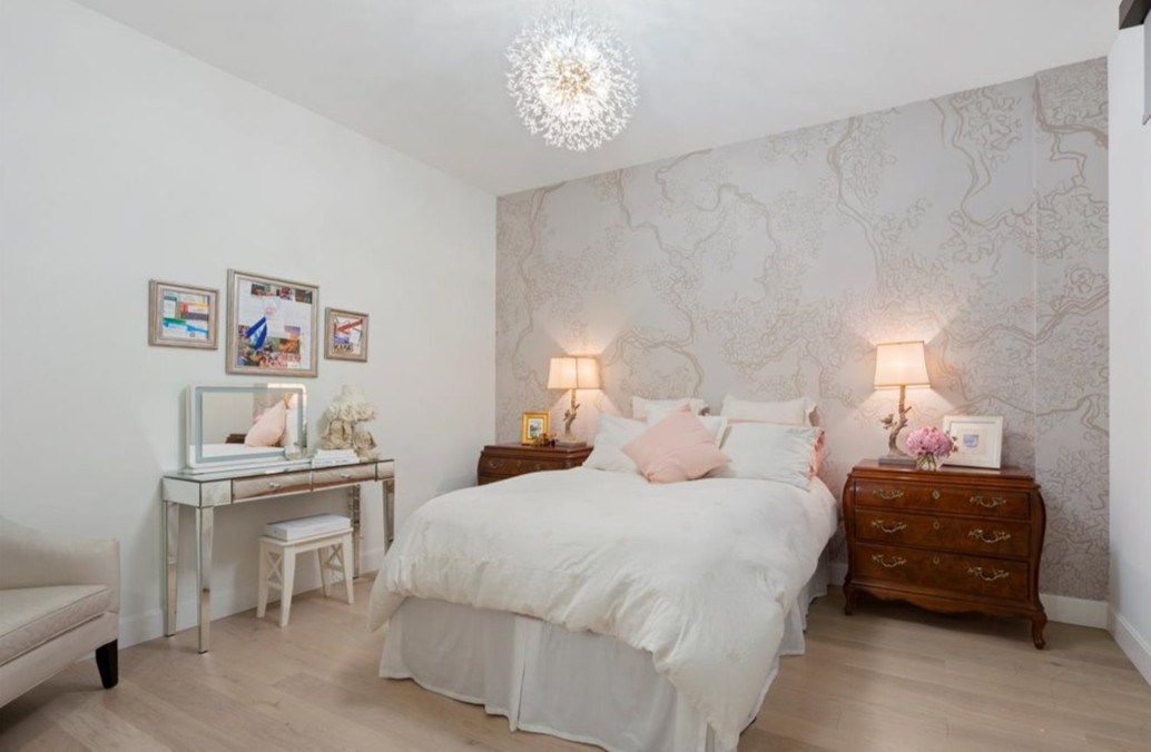 36 N Carpenter Street Unit: 2N