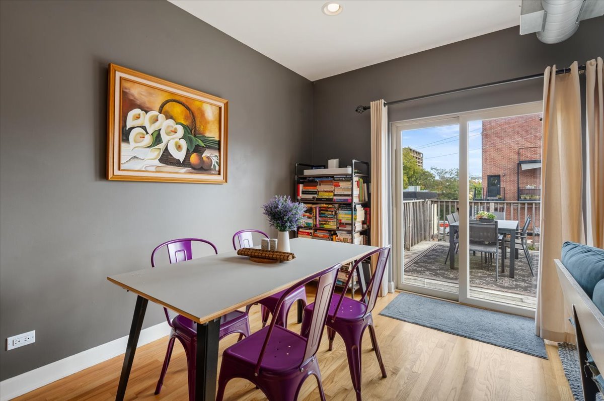 925 S ABERDEEN Street Unit: 3