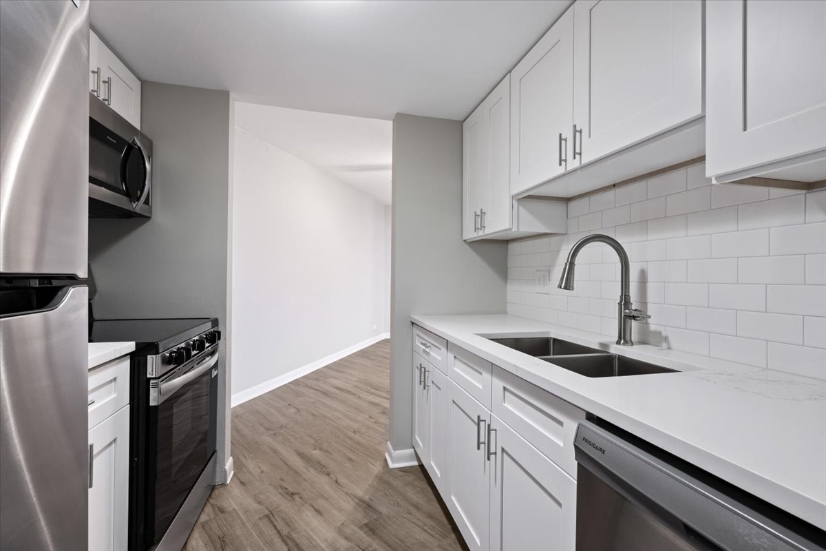 1 Renaissance Place Unit: 409