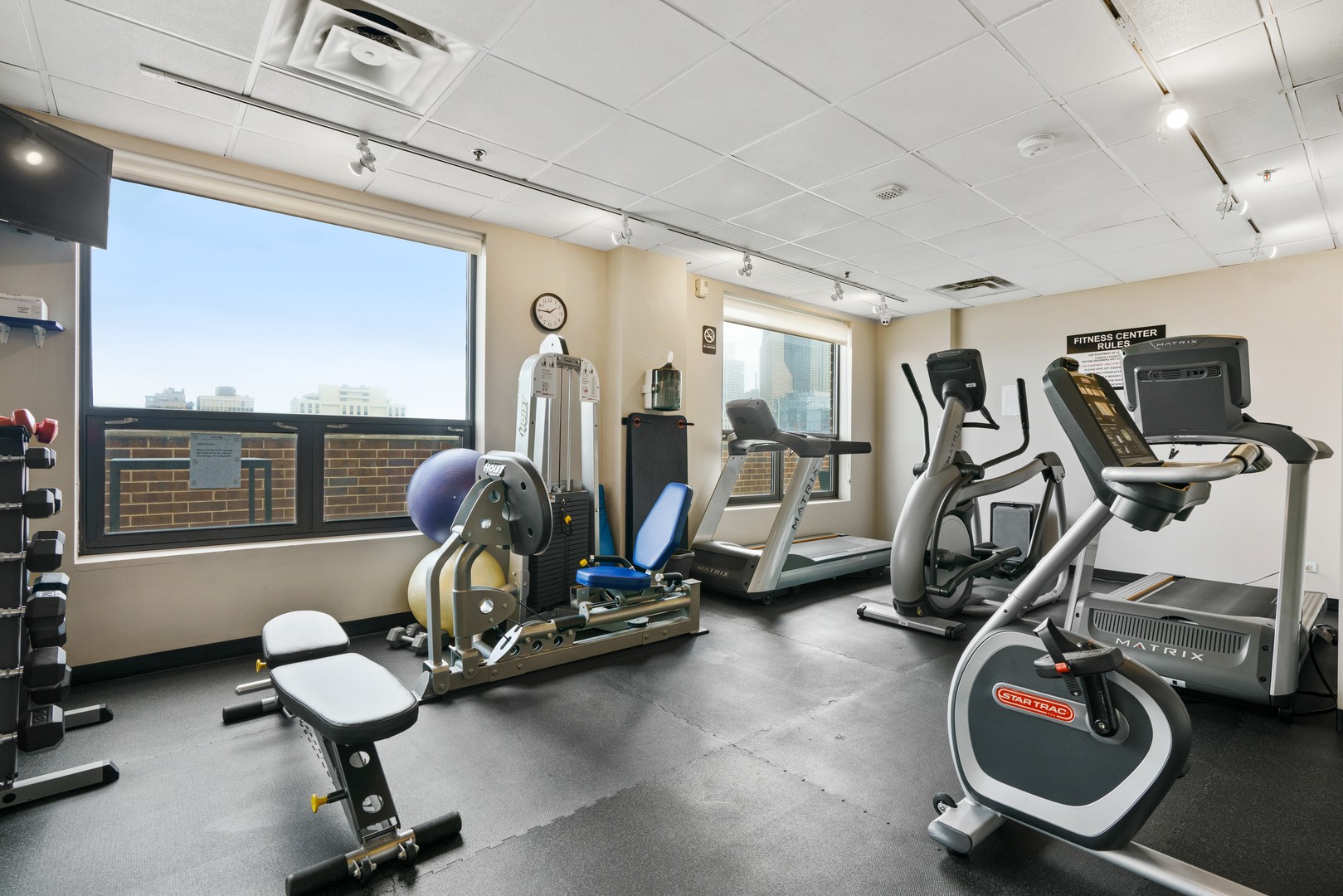 1250 N Dearborn Parkway Unit: 24E