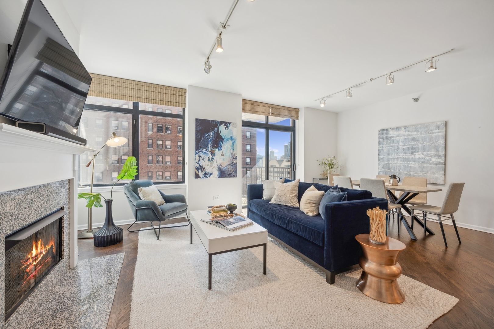 1122 N Dearborn Street Unit: 10C