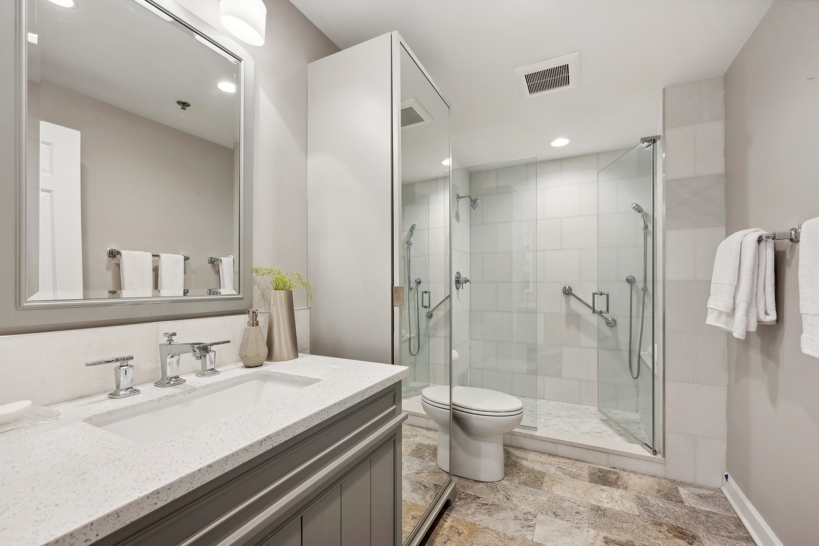 1122 N Dearborn Street Unit: 10C