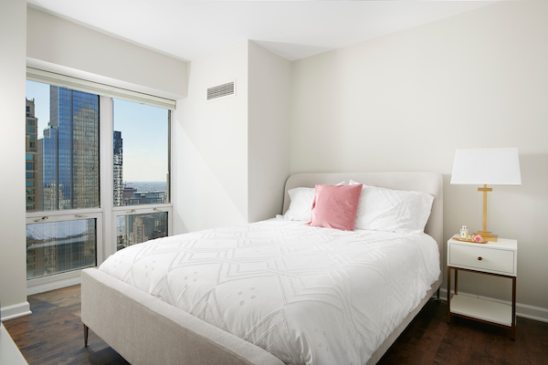 100 E Huron Street Unit: 3301