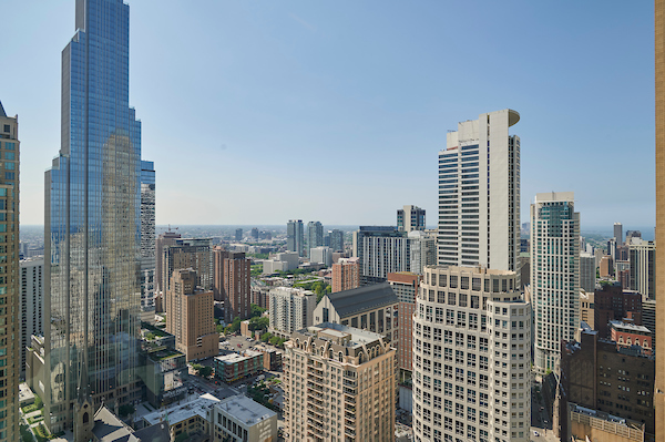 100 E Huron Street Unit: 3301