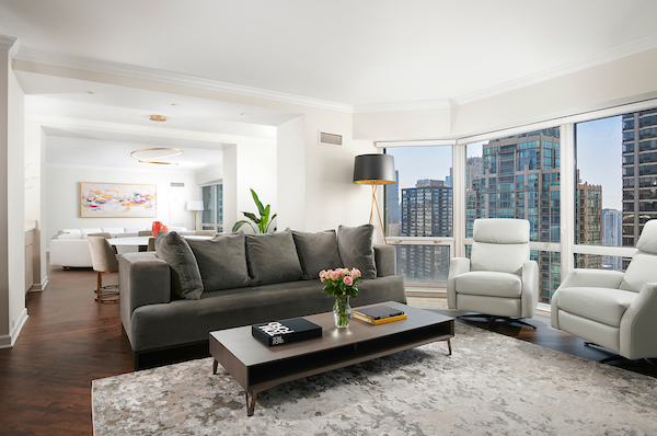 100 E Huron Street Unit: 3301