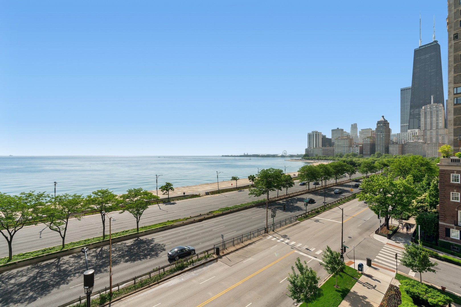 1300 N LAKE SHORE Drive Unit: 7C