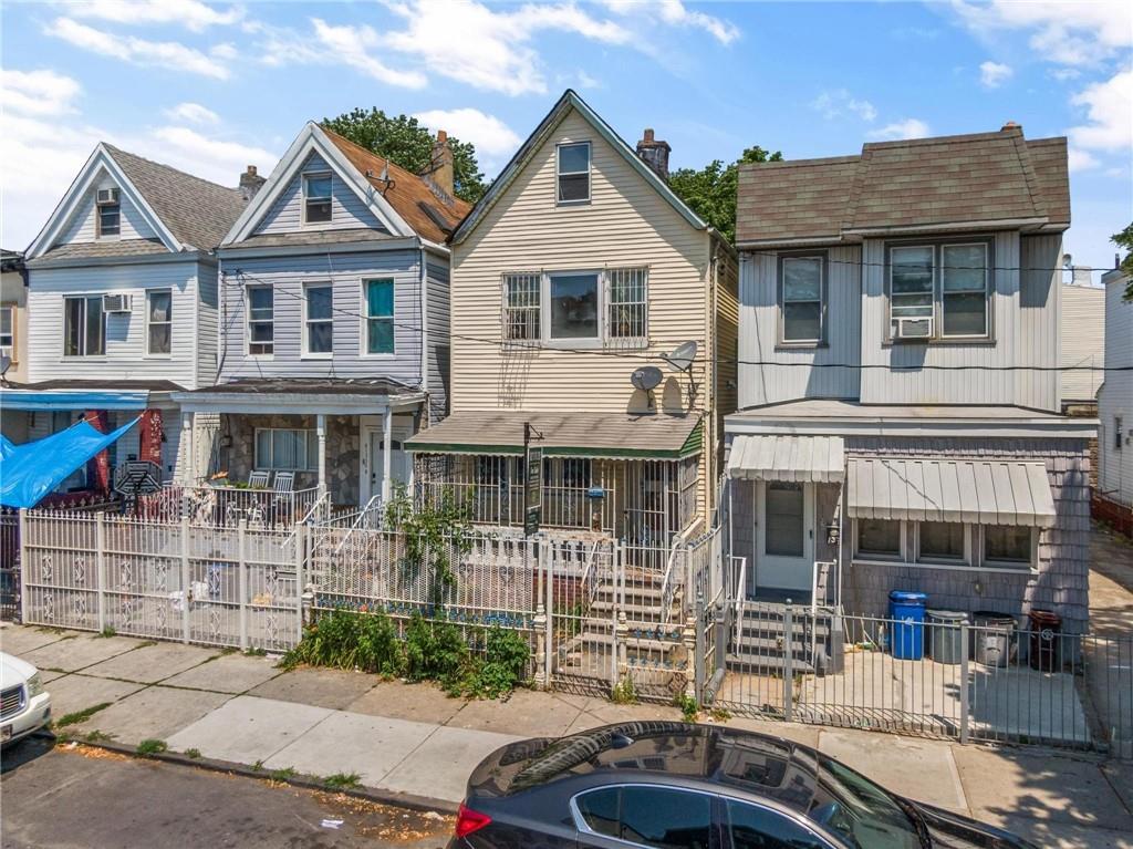 135 Ridgewood Avenue