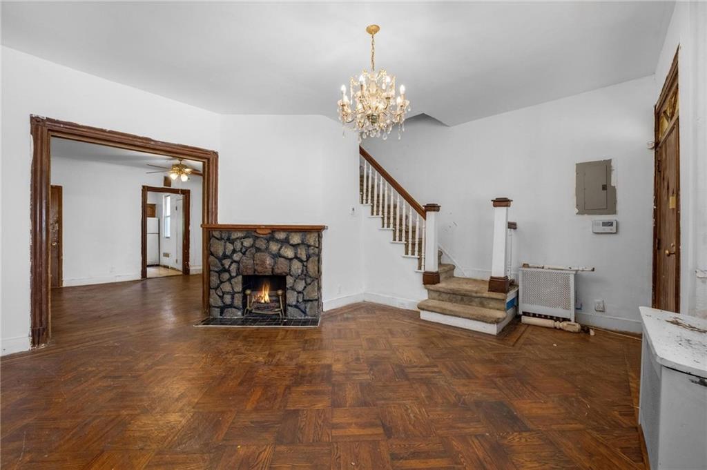 135 Ridgewood Avenue