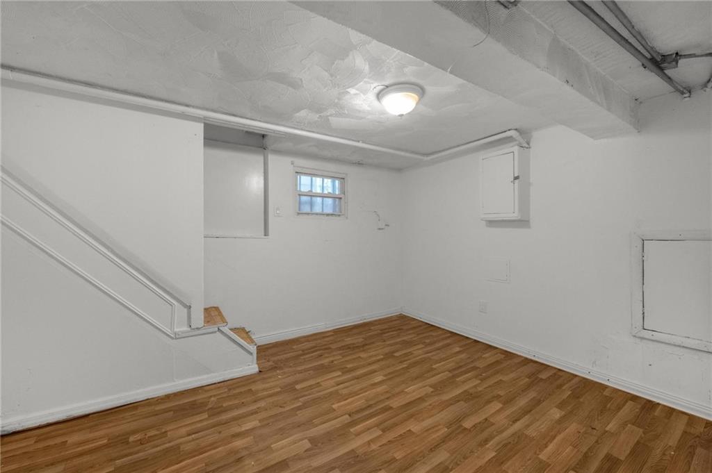 135 Ridgewood Avenue