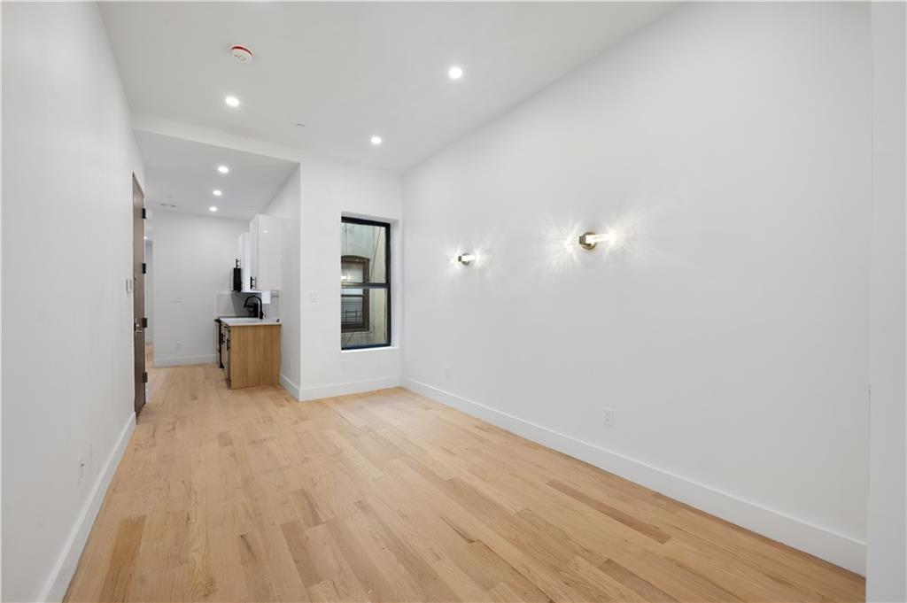 20-18 Palmetto Street 3A
