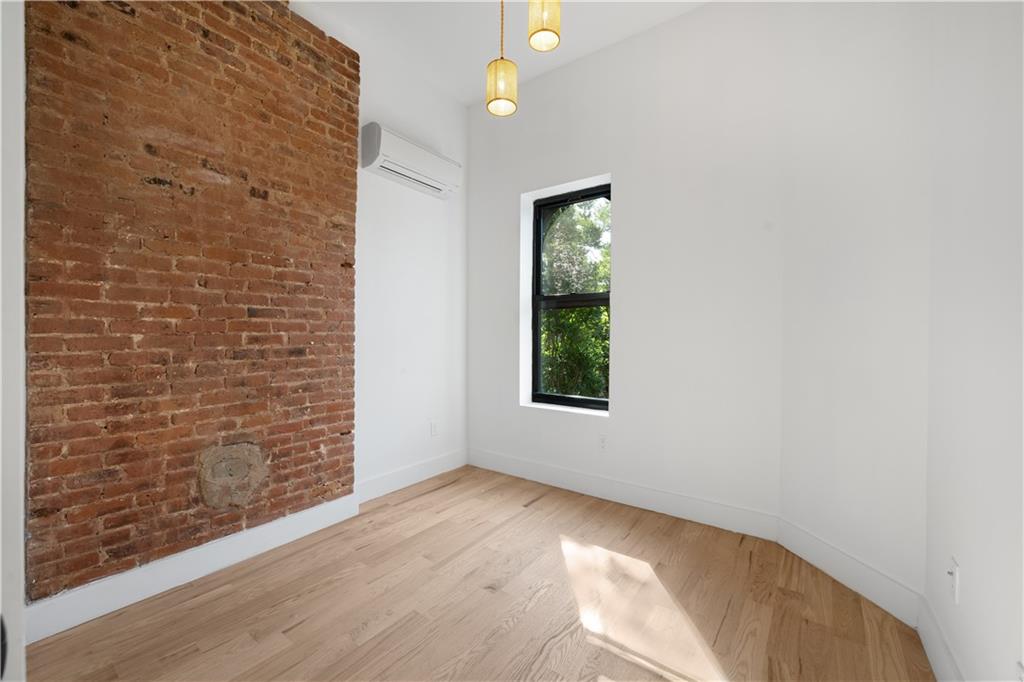 20-18 Palmetto Street 3A