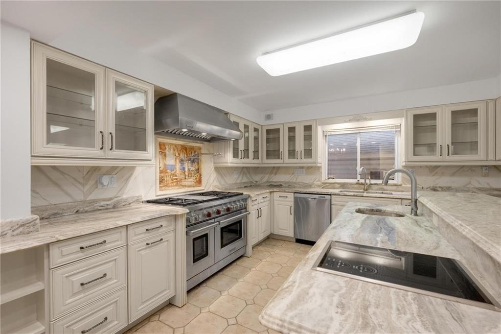 4834 Beach 48th Street