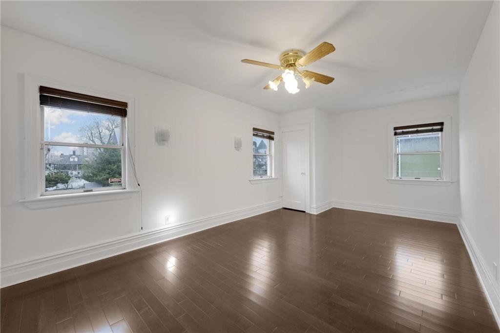 4834 Beach 48th Street