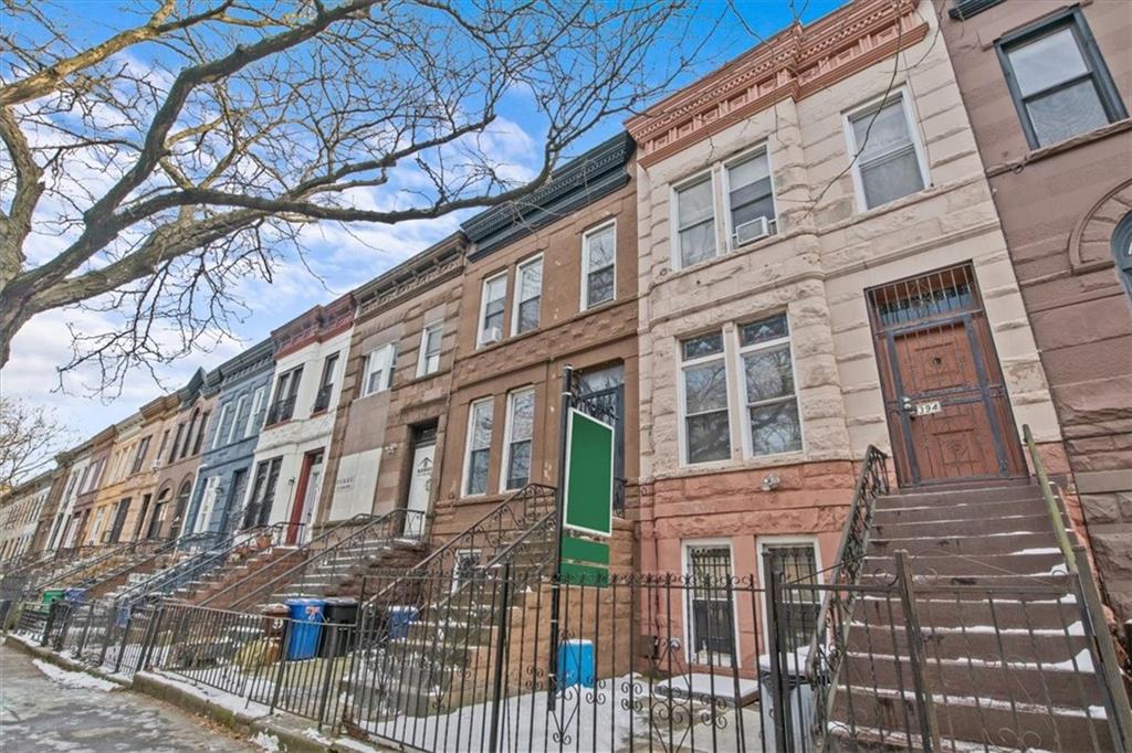394 Bainbridge Street