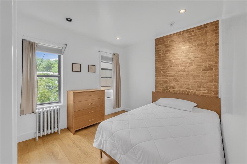 697 Jefferson Avenue