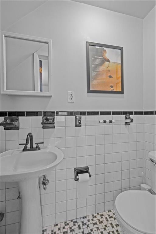 1927 Batchelder Street