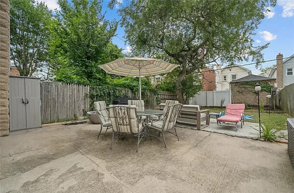 1927 Batchelder Street