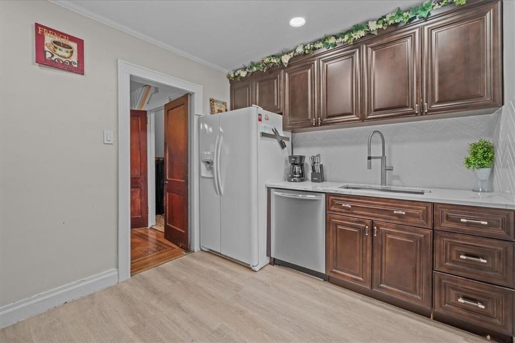 1927 Batchelder Street