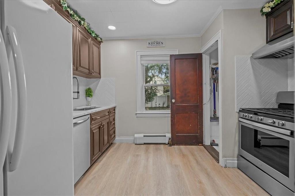 1927 Batchelder Street