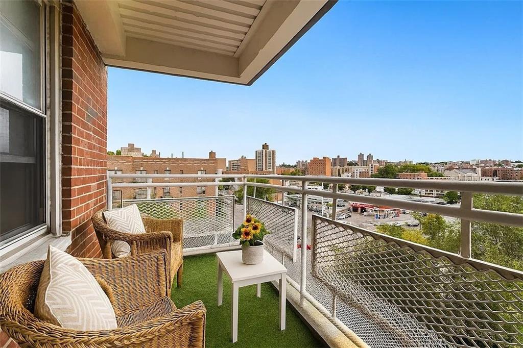 2750 Johnson Avenue 7J