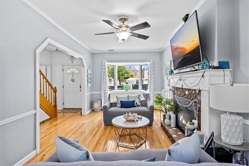 115 BEDFORD Avenue